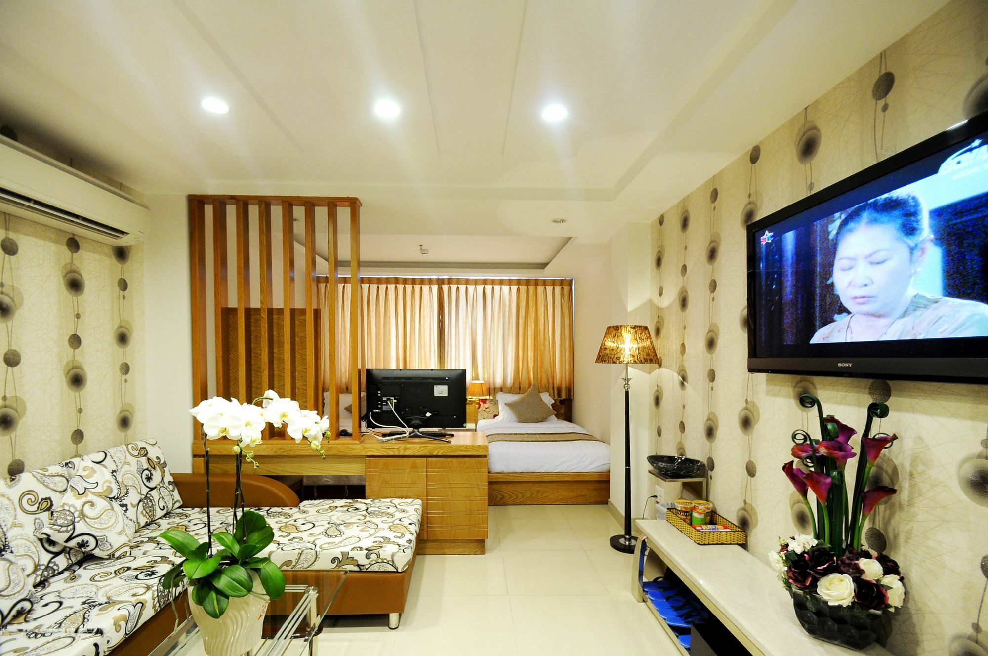 Hoan Thai Hotel Хошимин Екстериор снимка